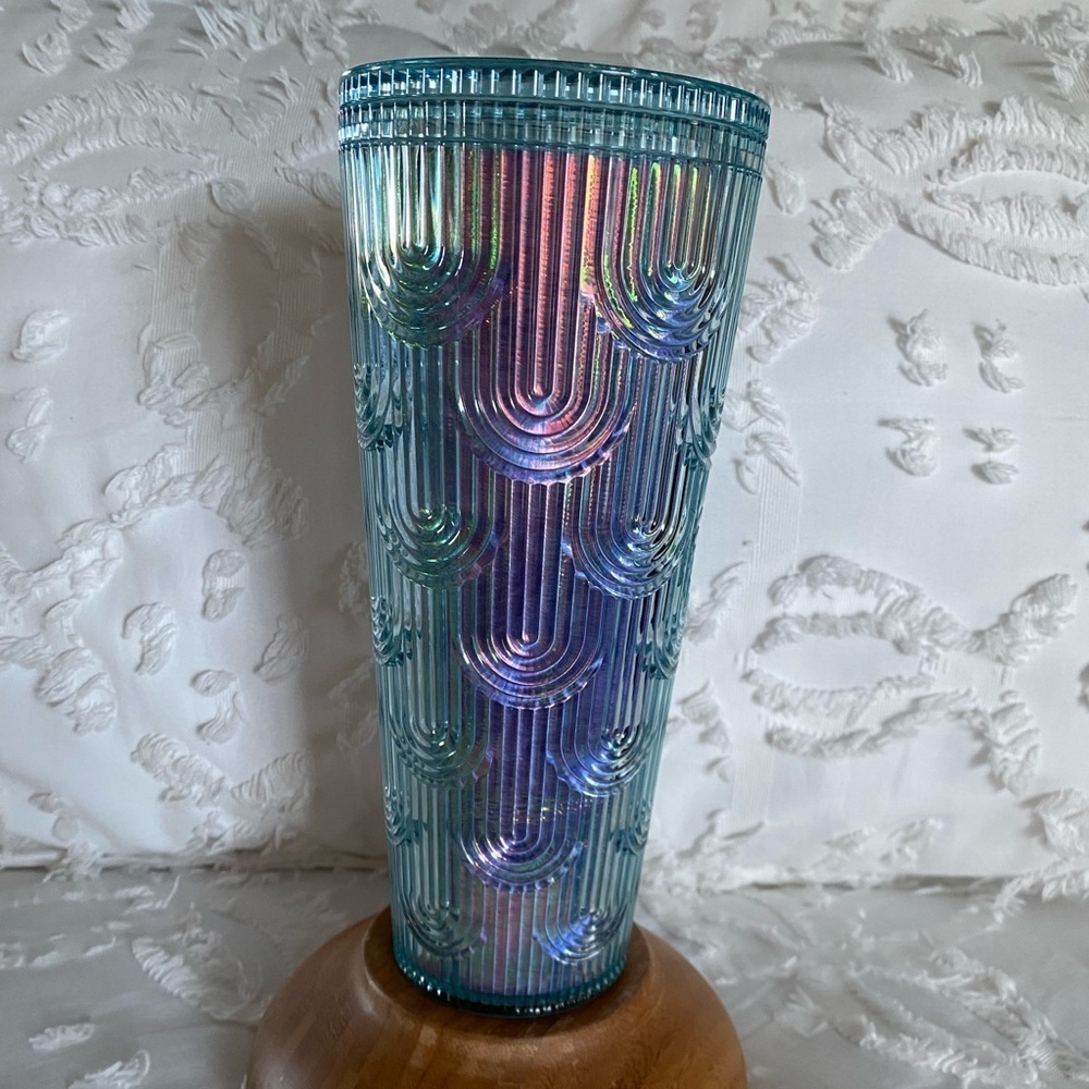 Starbucks Spring 2022 Teal Mermaid Scale Iridescent Venti Tumbler 24 Ounce - Picture 6 of 11